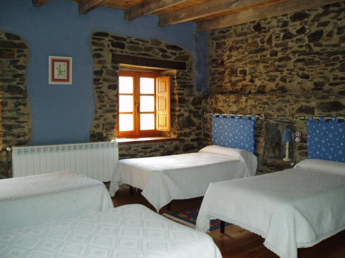 Hotel Rural El Urogallo Murias de Paredes Номер фото