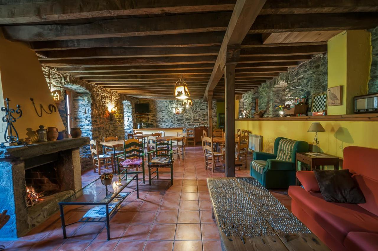 Hotel Rural El Urogallo Murias de Paredes Екстер'єр фото